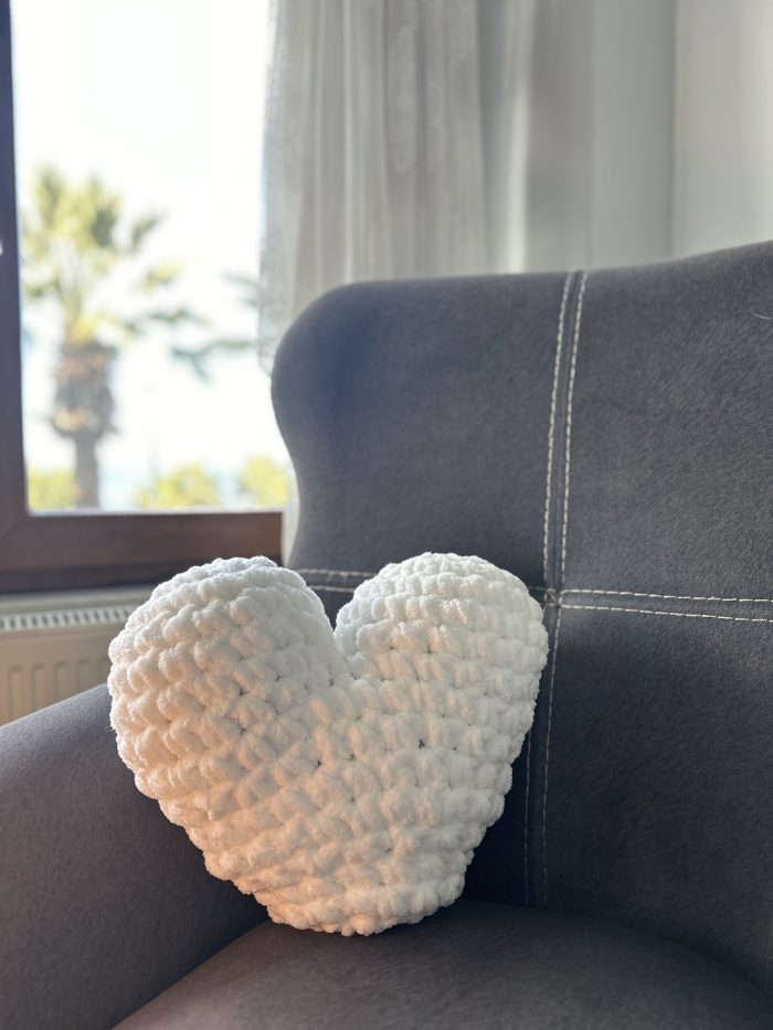 Puffy Kalp Yastık - Görsel 7