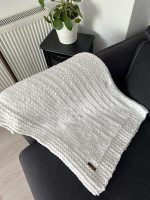 Puffy Fine Çerçeve Modeli Battaniye - Görsel 4