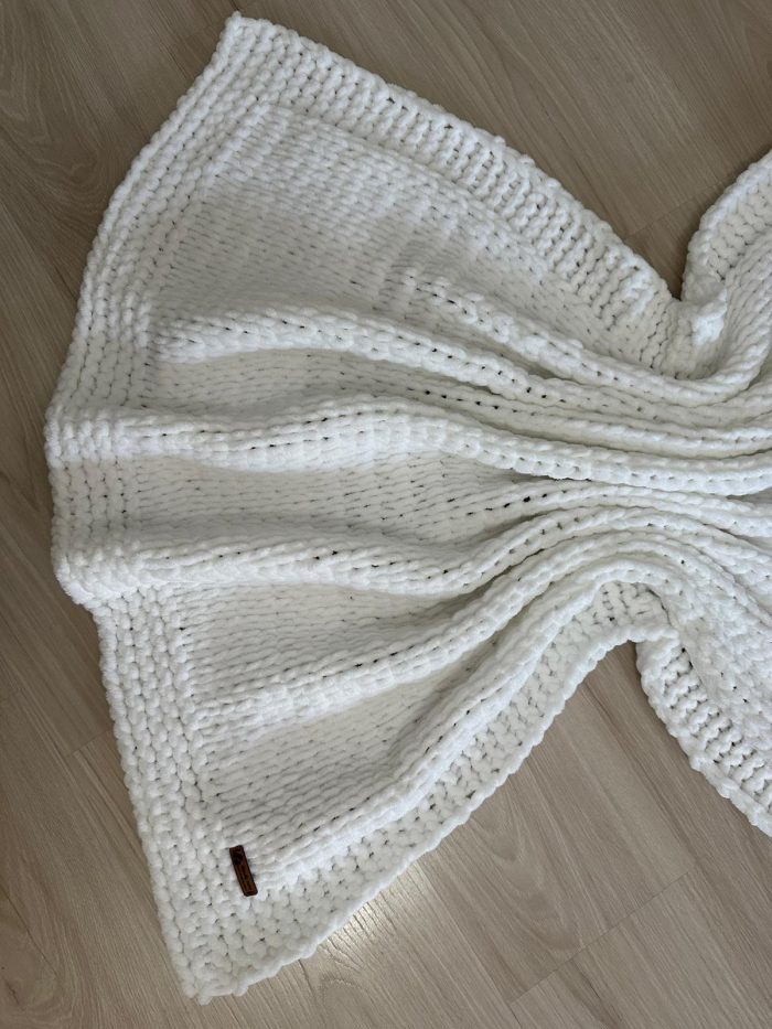 Puffy Fine Çerçeve Modeli Battaniye - Görsel 2